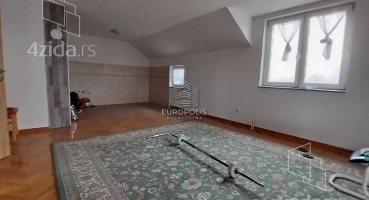 3-etažna kuća | 4zida