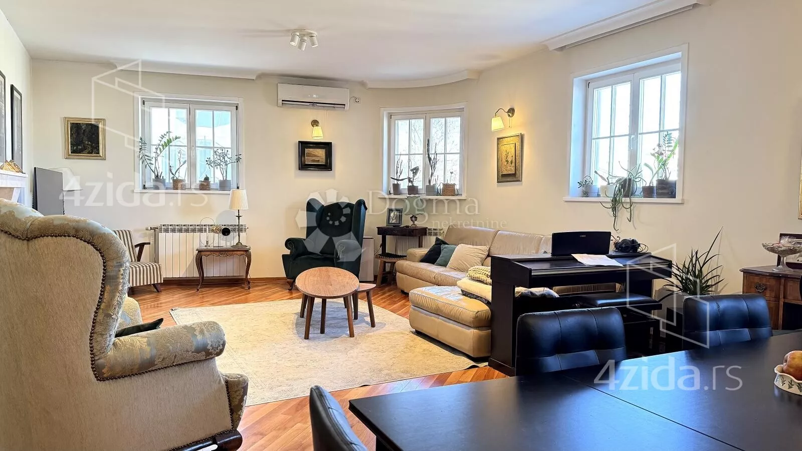 Petosoban stan | 4zida