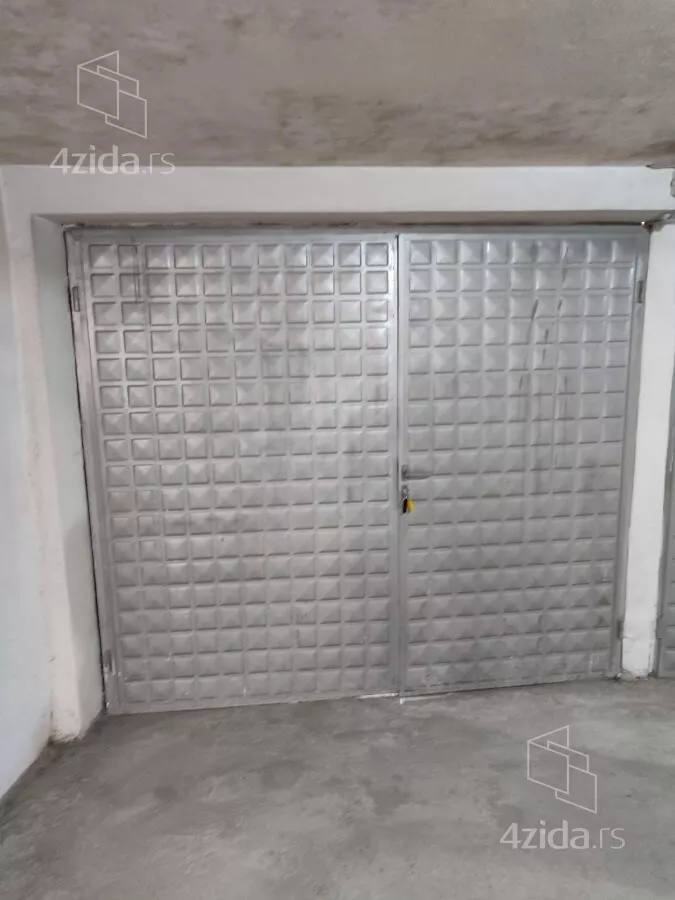 Garaža/Parking | 4zida