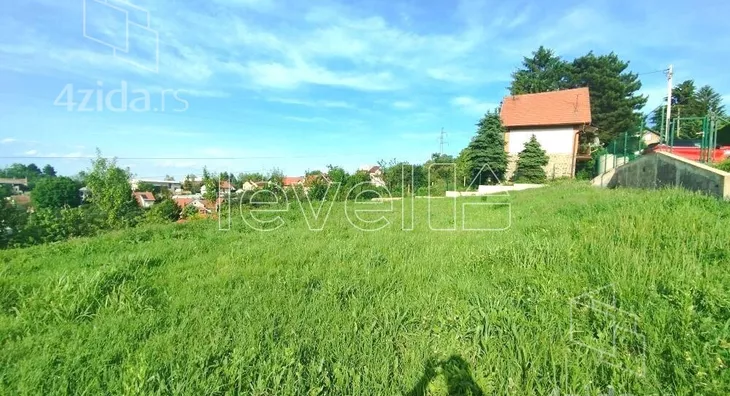 Plac | 4zida