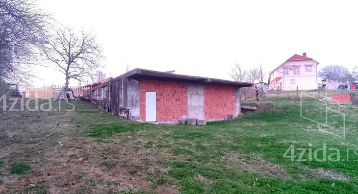 Građevinsko zemljište | 4zida
