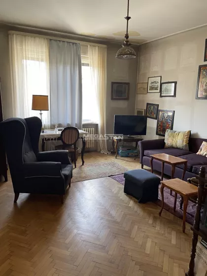 Trg Nikole Pašića | 4zida.rs