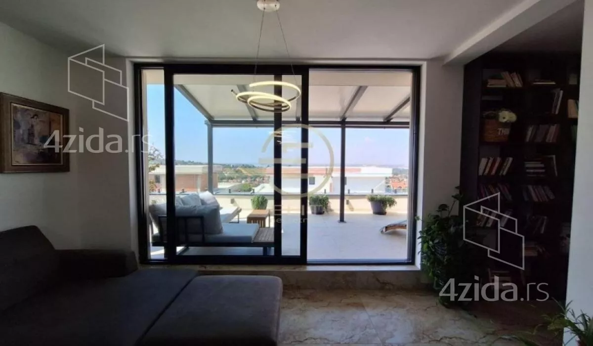 Petosoban stan | 4zida