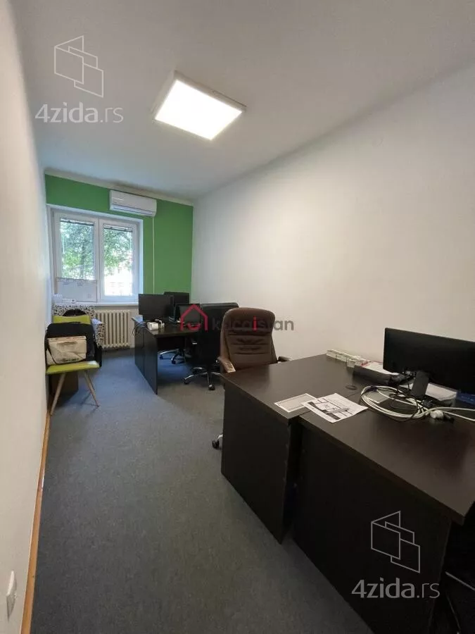 Šestosoban stan | 4zida