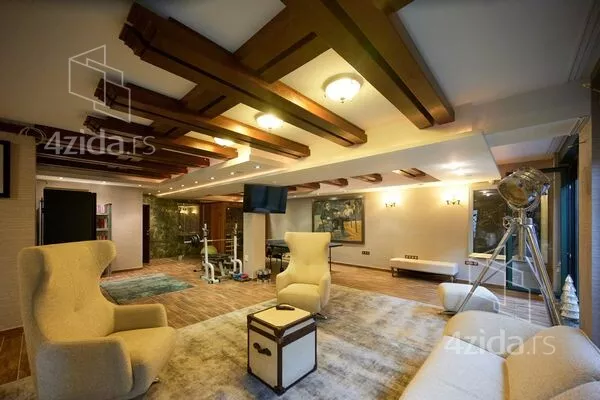 4-etažna kuća | 4zida