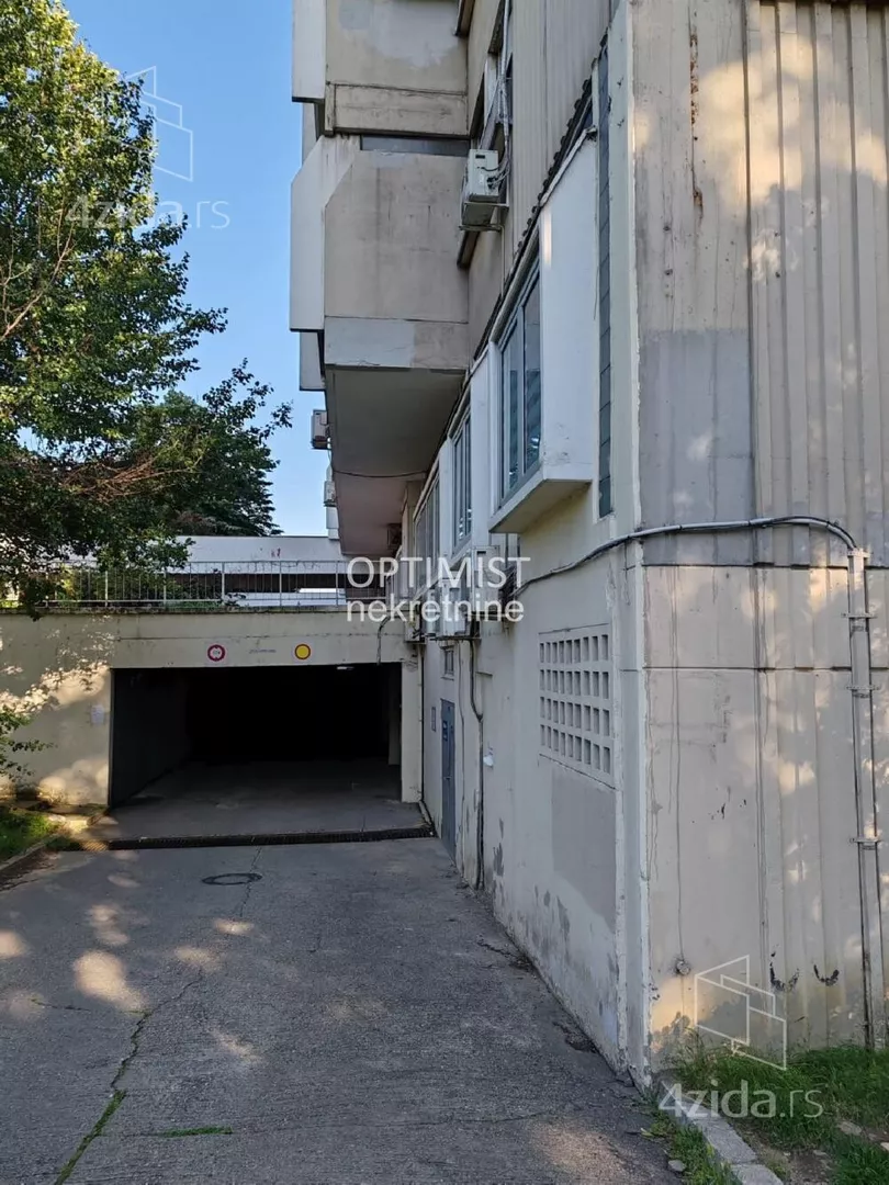 Garaža | 4zida