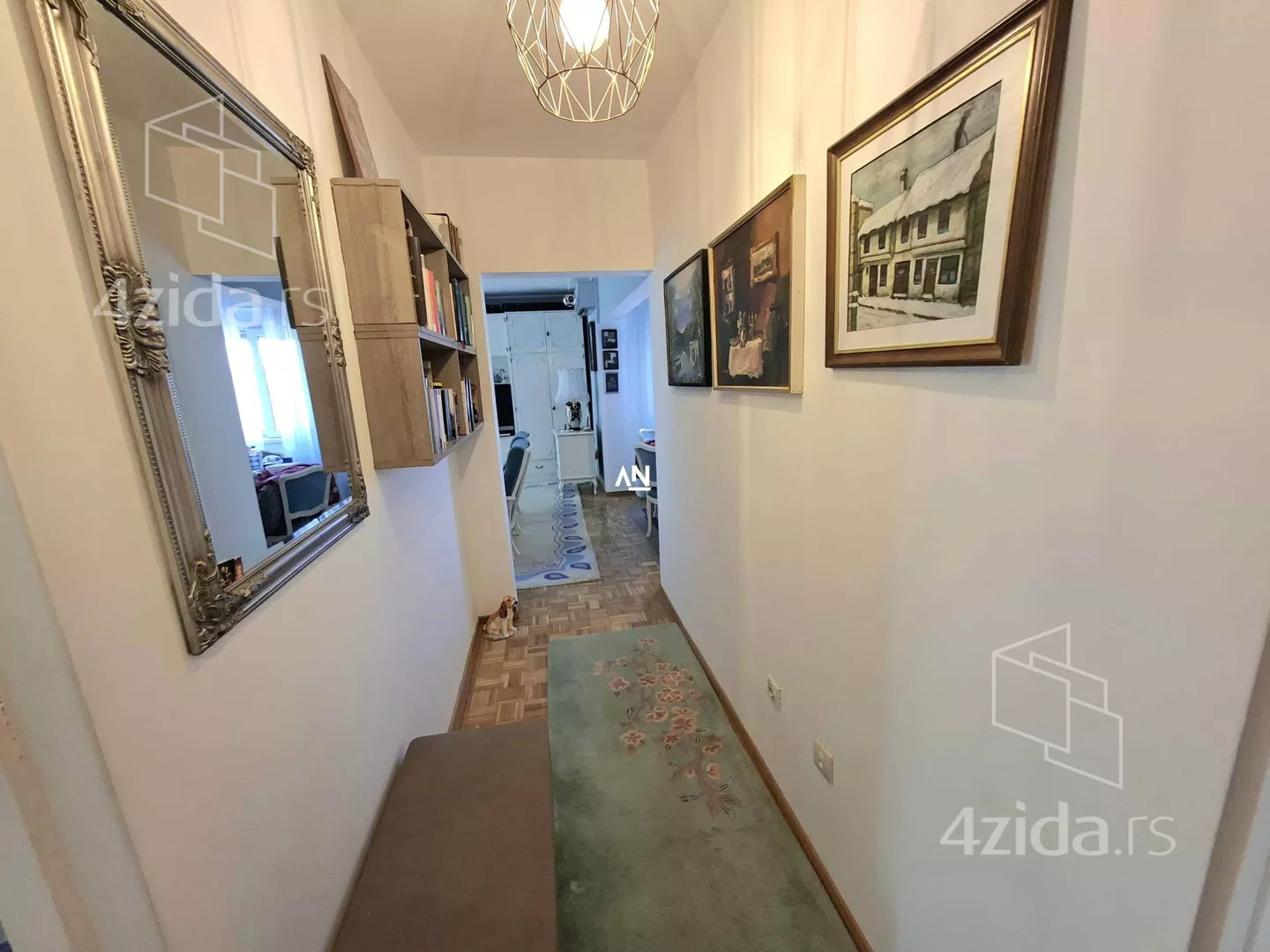 Petosoban stan | 4zida