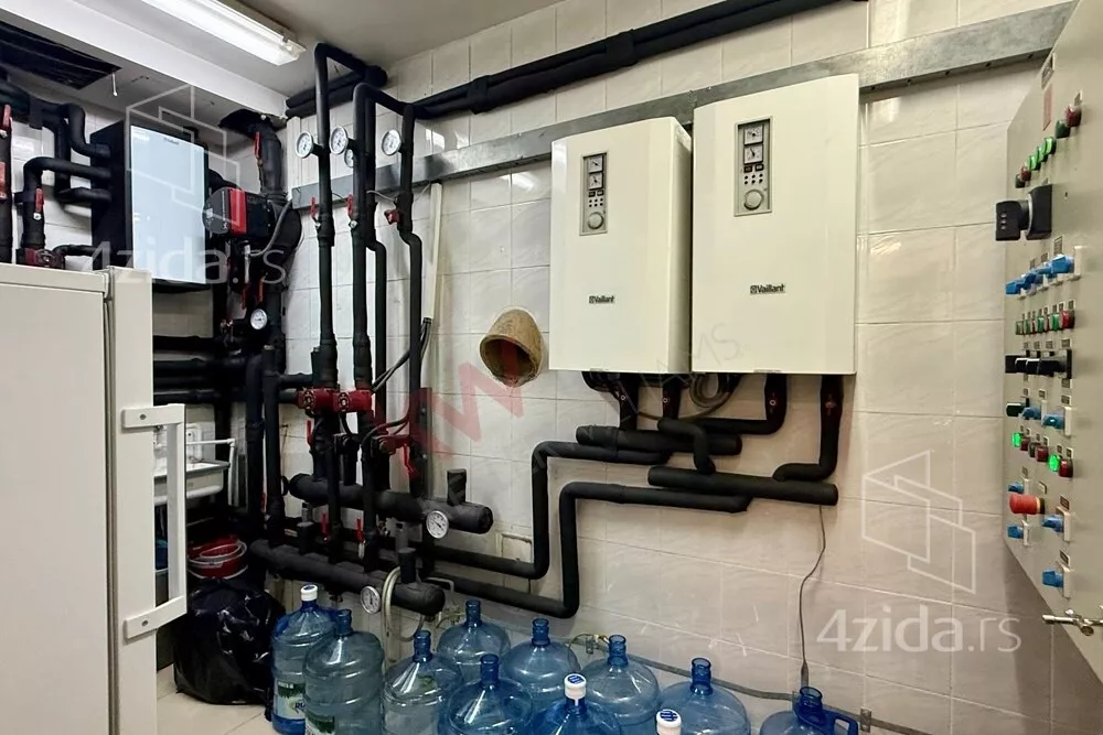 4-etažna kuća | 4zida