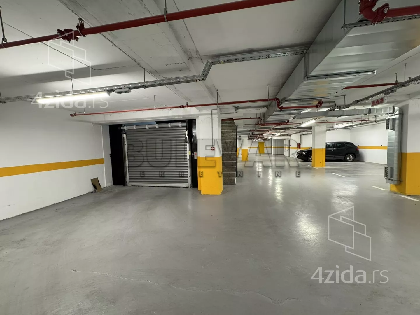 Garaža | 4zida