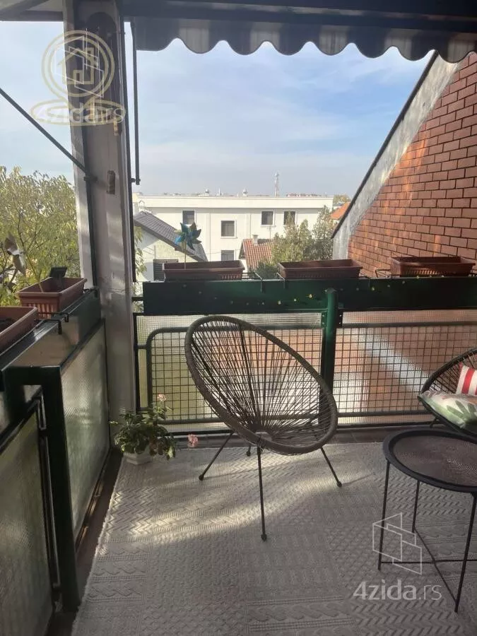 Troiposoban stan | 4zida