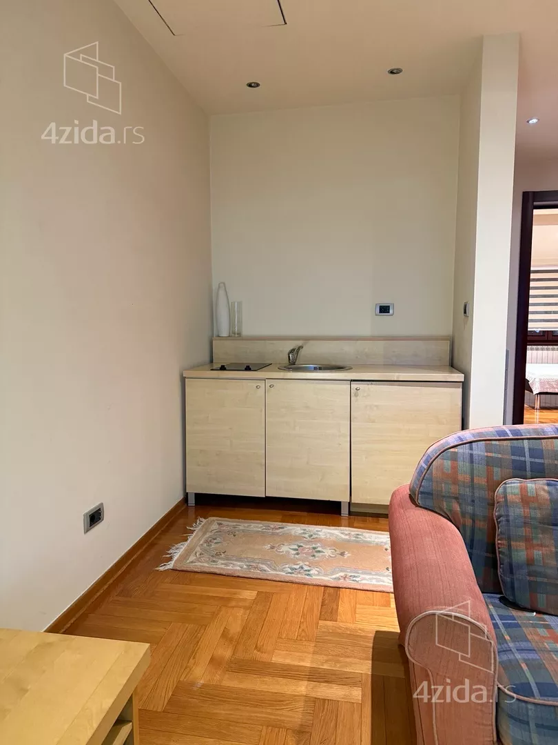 4-etažna kuća | 4zida