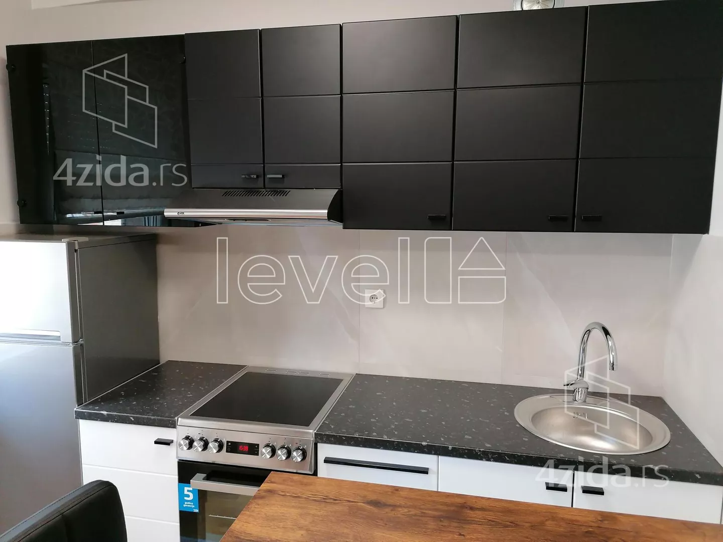 Garsonjera | 4zida