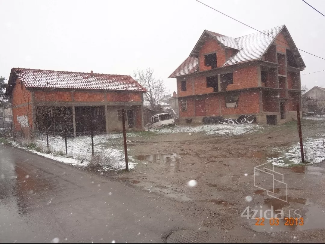 4-etažna kuća | 4zida