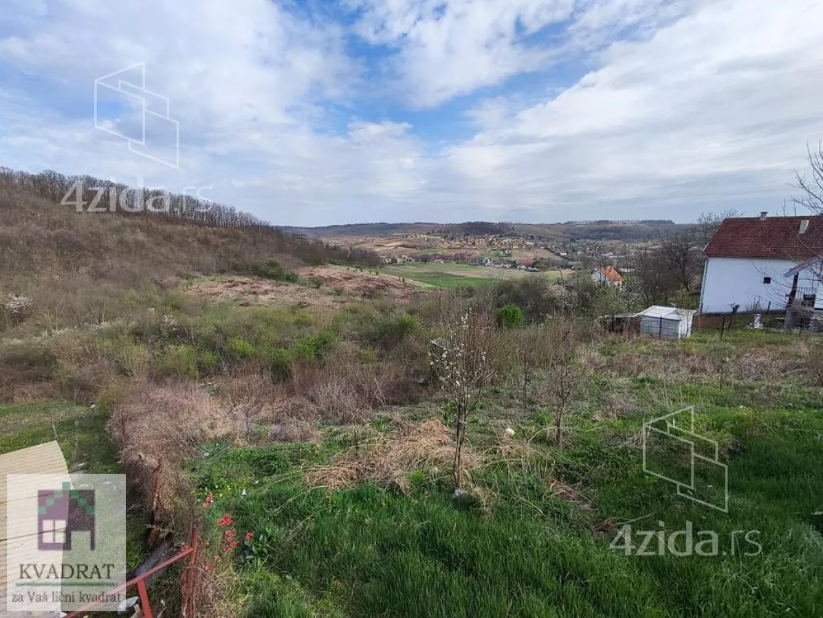 Plac | 4zida