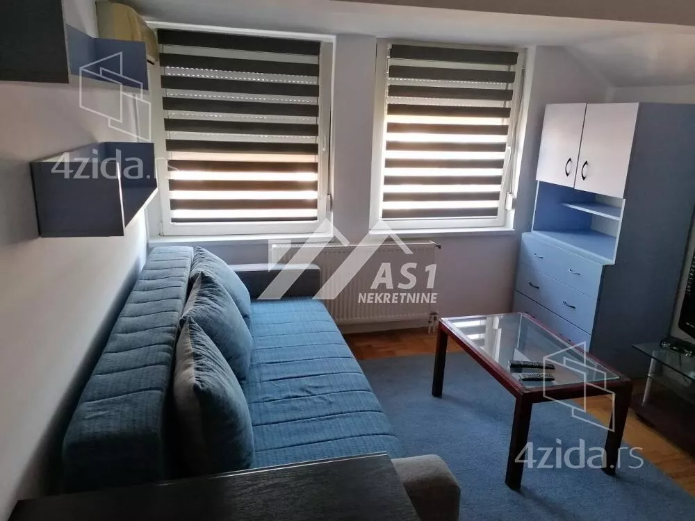 Garsonjera | 4zida