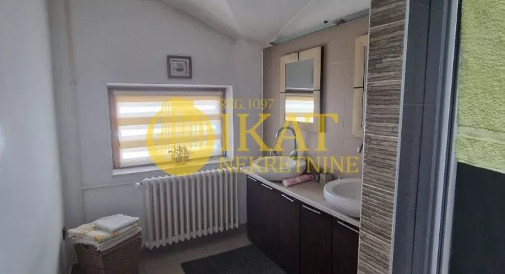 4-etažna kuća | 4zida