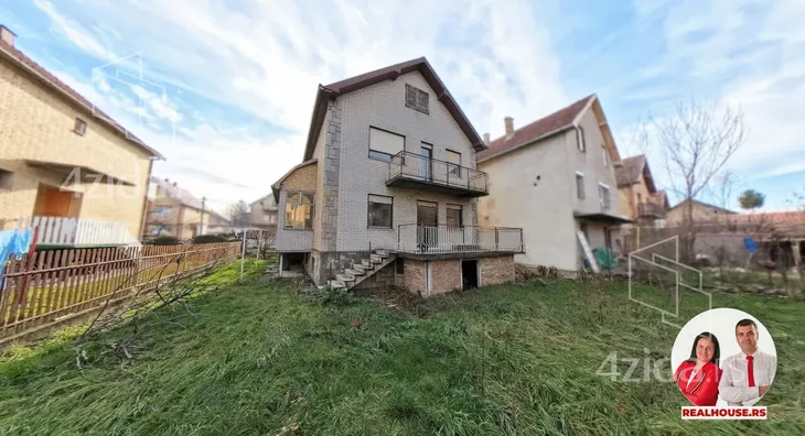 3-etažna kuća | 4zida