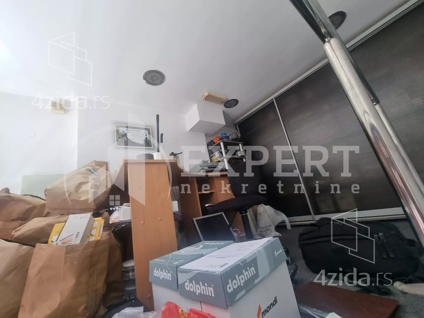 Lokal | 4zida