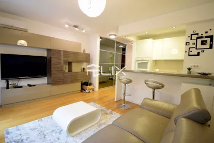 Uroša Martinovića | 4zida.rs