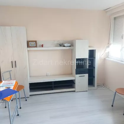 Petra Jovovića | 4zida.rs