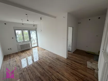 Sremska Kamenica | 4zida.rs