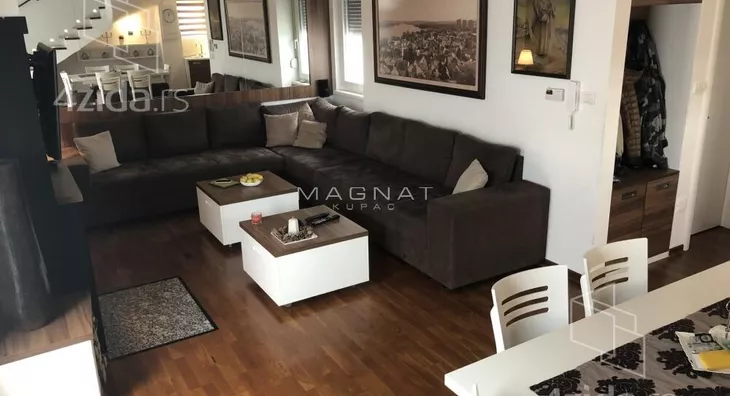 Četvoroiposoban stan | 4zida