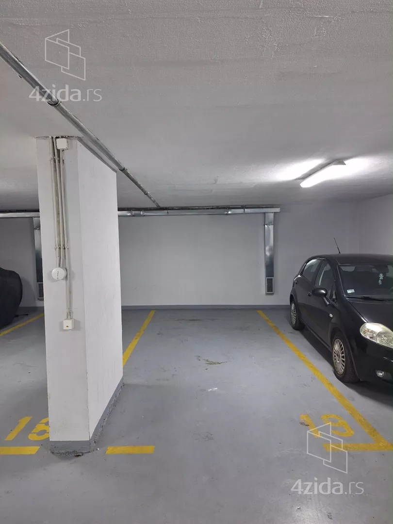 Garaža | 4zida