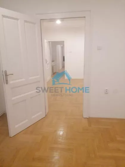 Zmaj Jovina | 4zida.rs