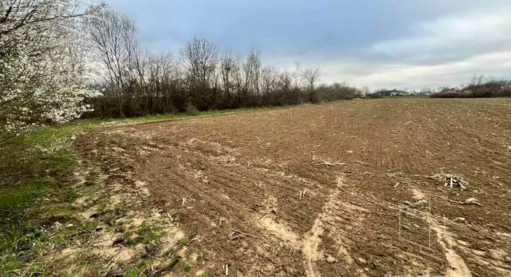 Poljoprivredno zemljište | 4zida