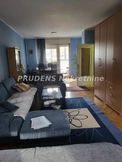 Maksima Gorkog | 4zida.rs