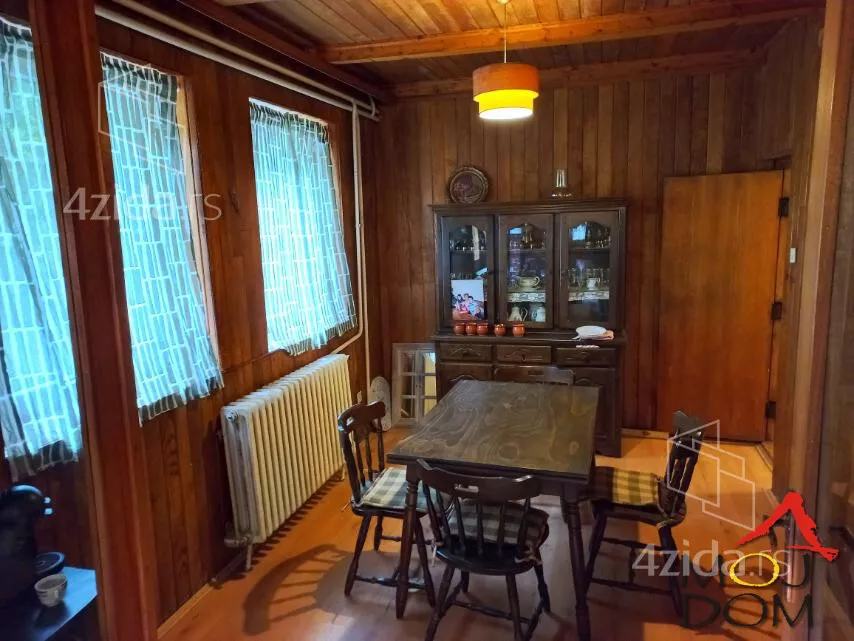 Kuća | 4zida