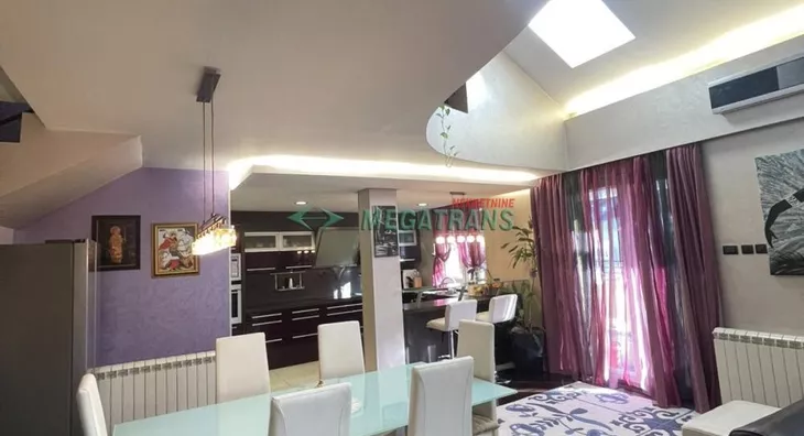 Šestosoban stan | 4zida