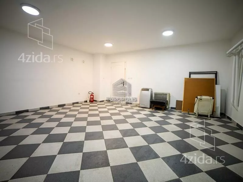 Poslovni prostor | 4zida