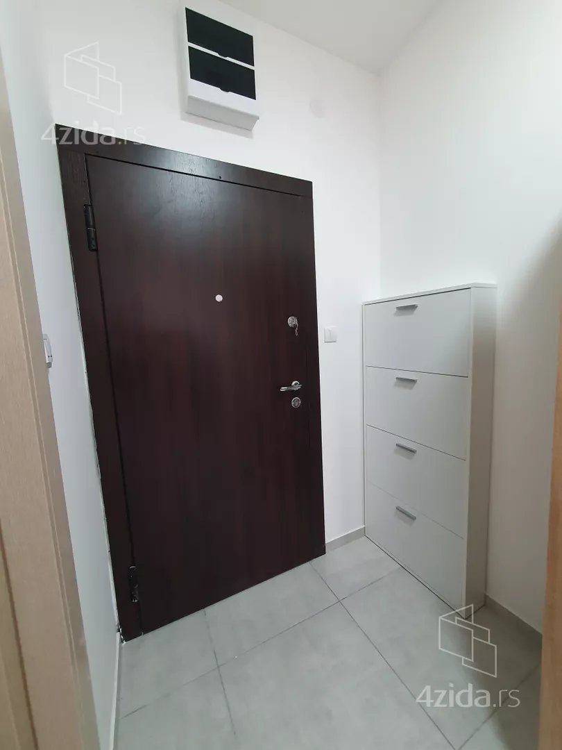 Garsonjera | 4zida
