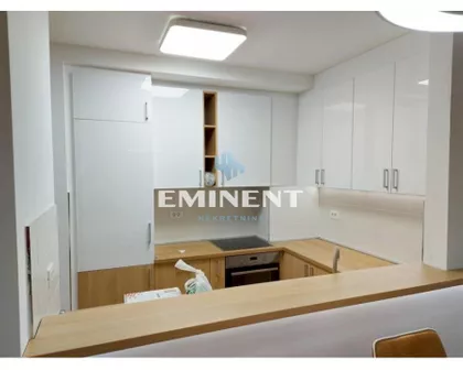 Tadije Sondermajera | 4zida.rs