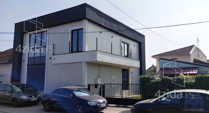 Kuća | 4zida