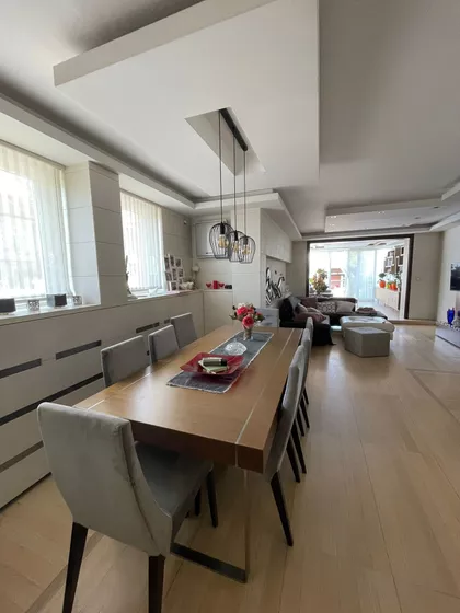 Ivana Boldižara | 4zida.rs