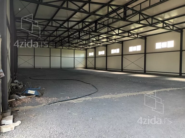 Plac | 4zida