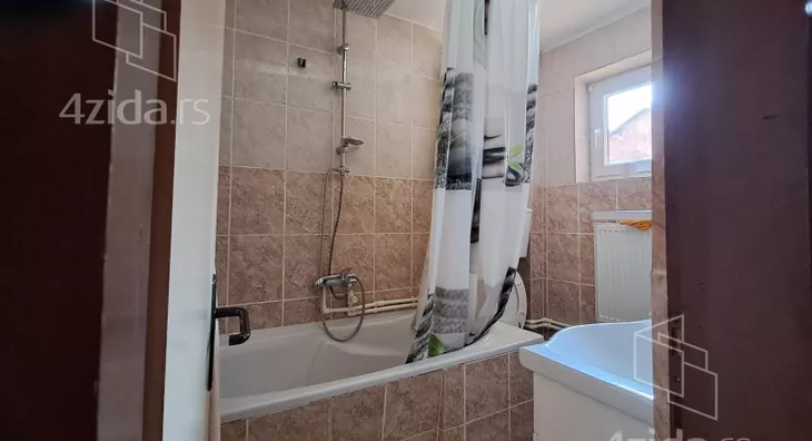 4-etažna kuća | 4zida