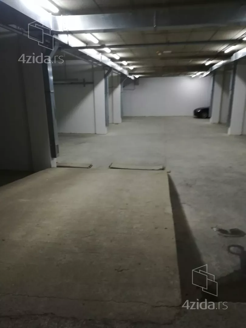 Garaža | 4zida