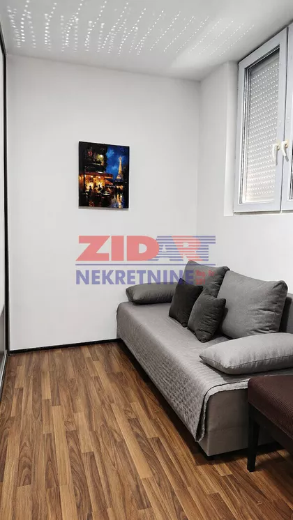 Ugrinovački Put | 4zida.rs