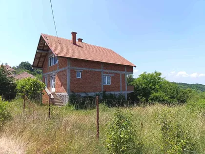 Krivača  | 4zida.rs