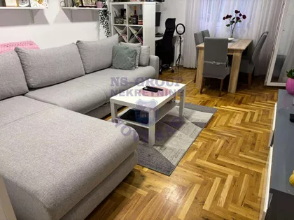 Milana Savića | 4zida.rs