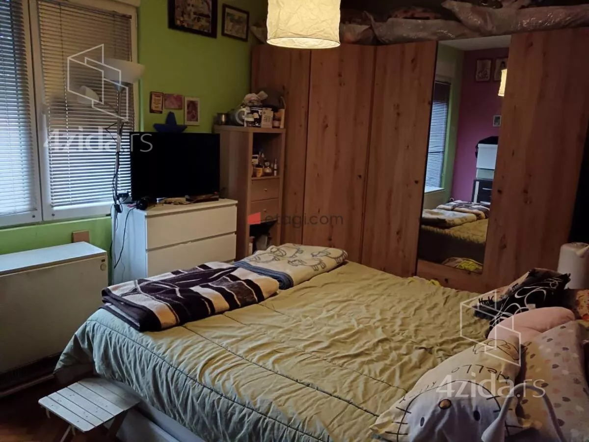 Troiposoban stan | 4zida