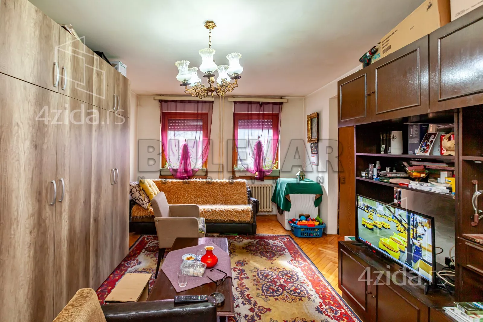 Dvoiposoban stan | 4zida