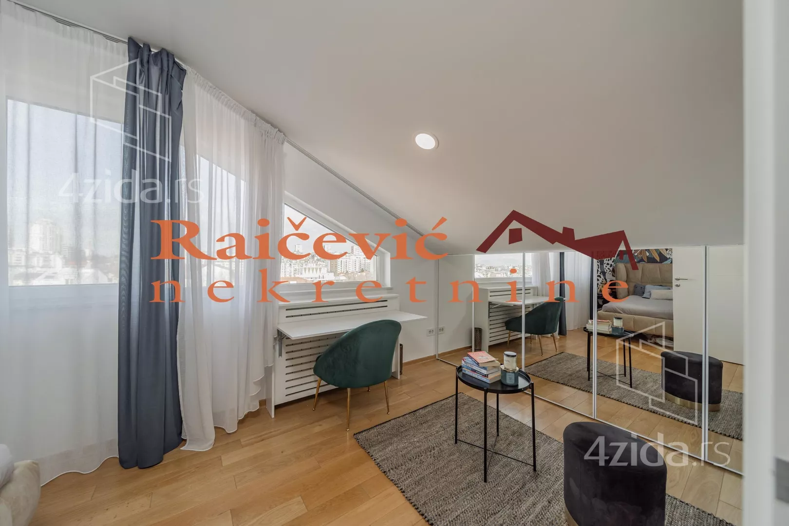 Četvorosoban stan | 4zida