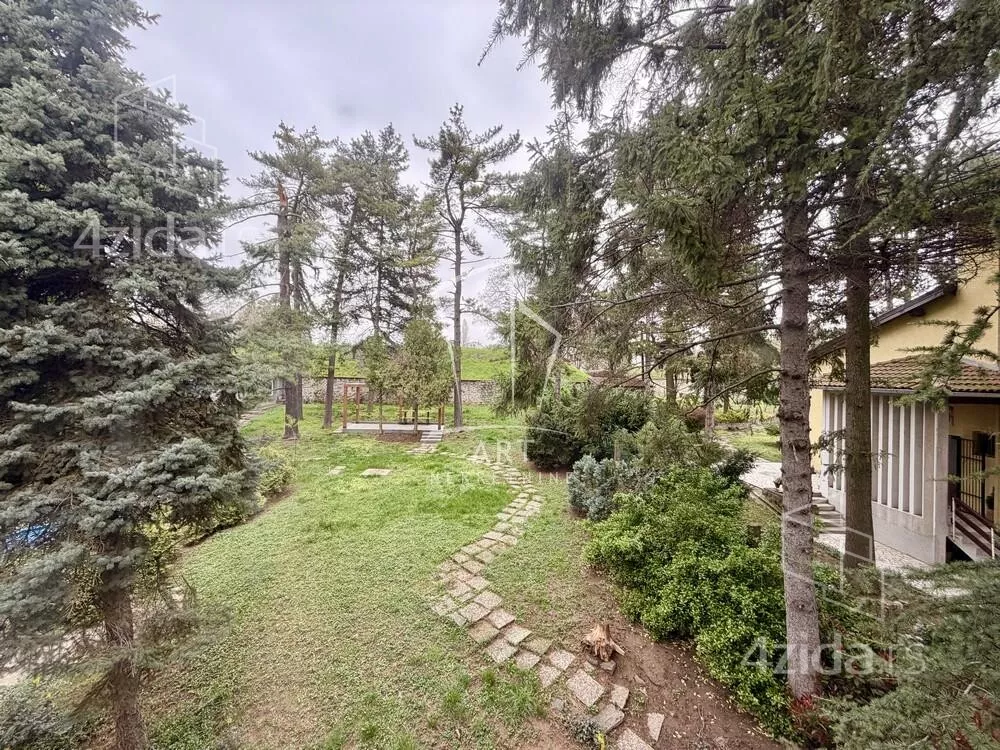 Petoiposoban stan | 4zida