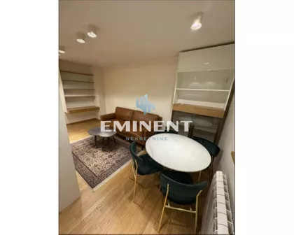 Mike Alasa | 4zida.rs