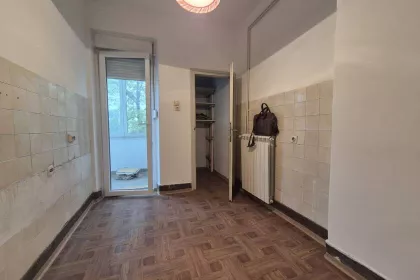 Cetinjska bb | 4zida.rs