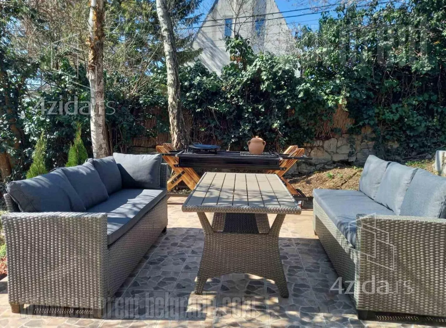 Troiposoban stan | 4zida